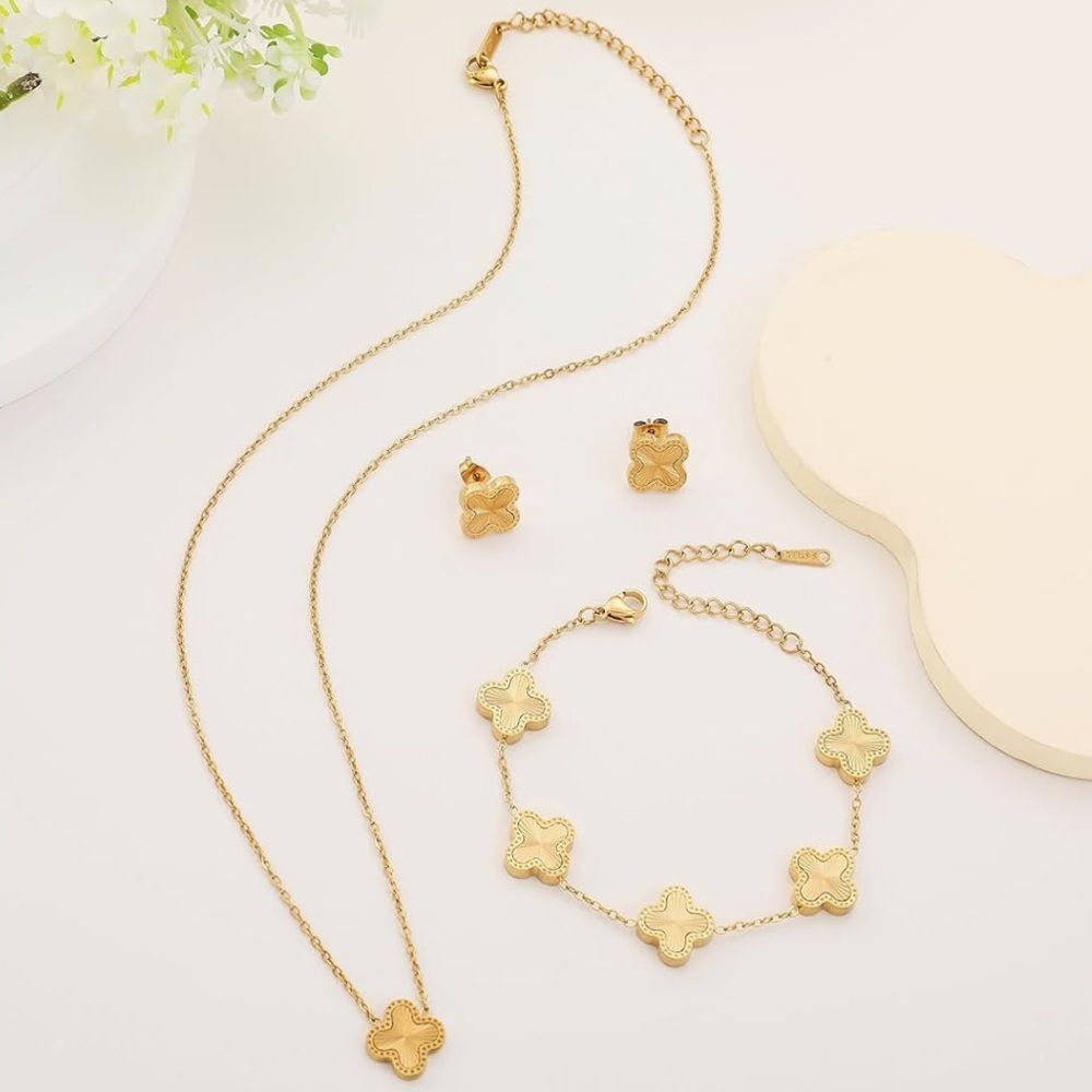 18K Gold Clover Jewelry Set Necklace Bracelet Earrings bundle